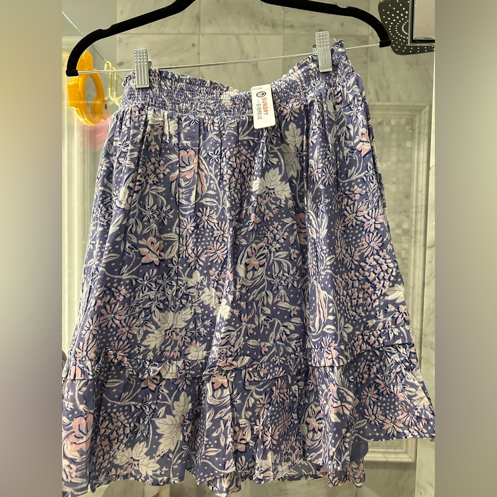 Sundry Mini Shirred Ruffle Skirt Blue floral  Size 4 (XL) NWT